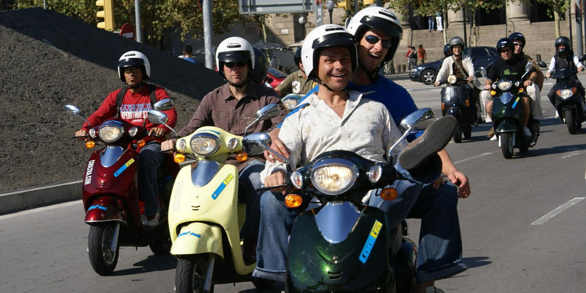 Где можно научиться кататься на скутере