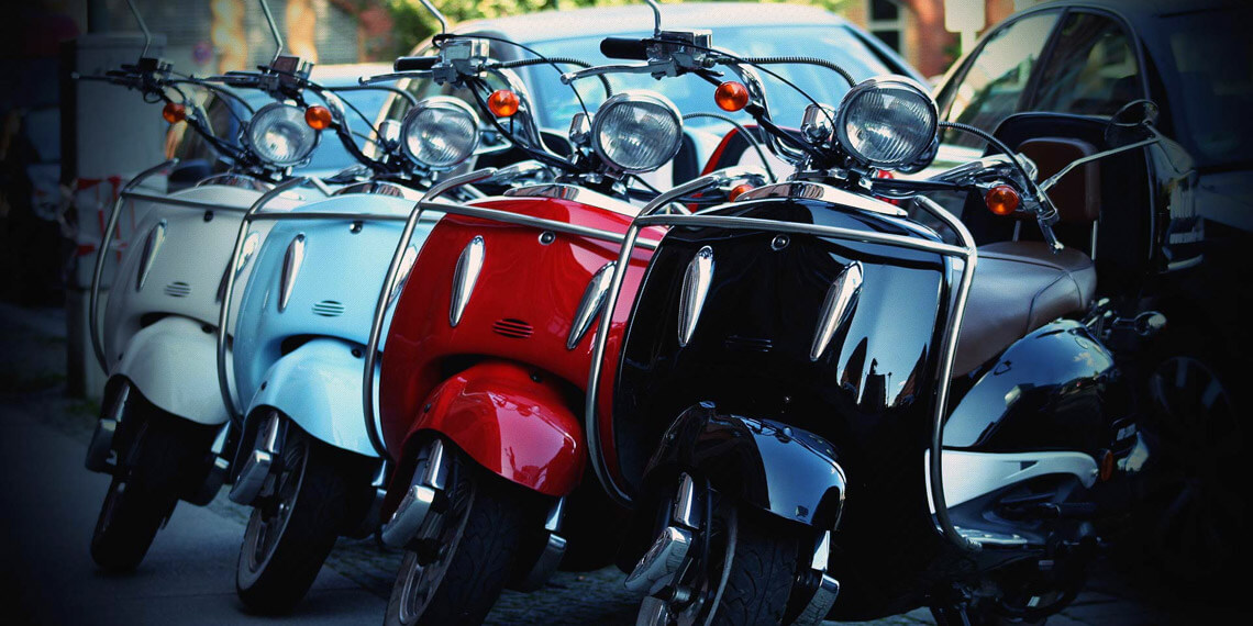 Самые популярные скутера в стиле ретро